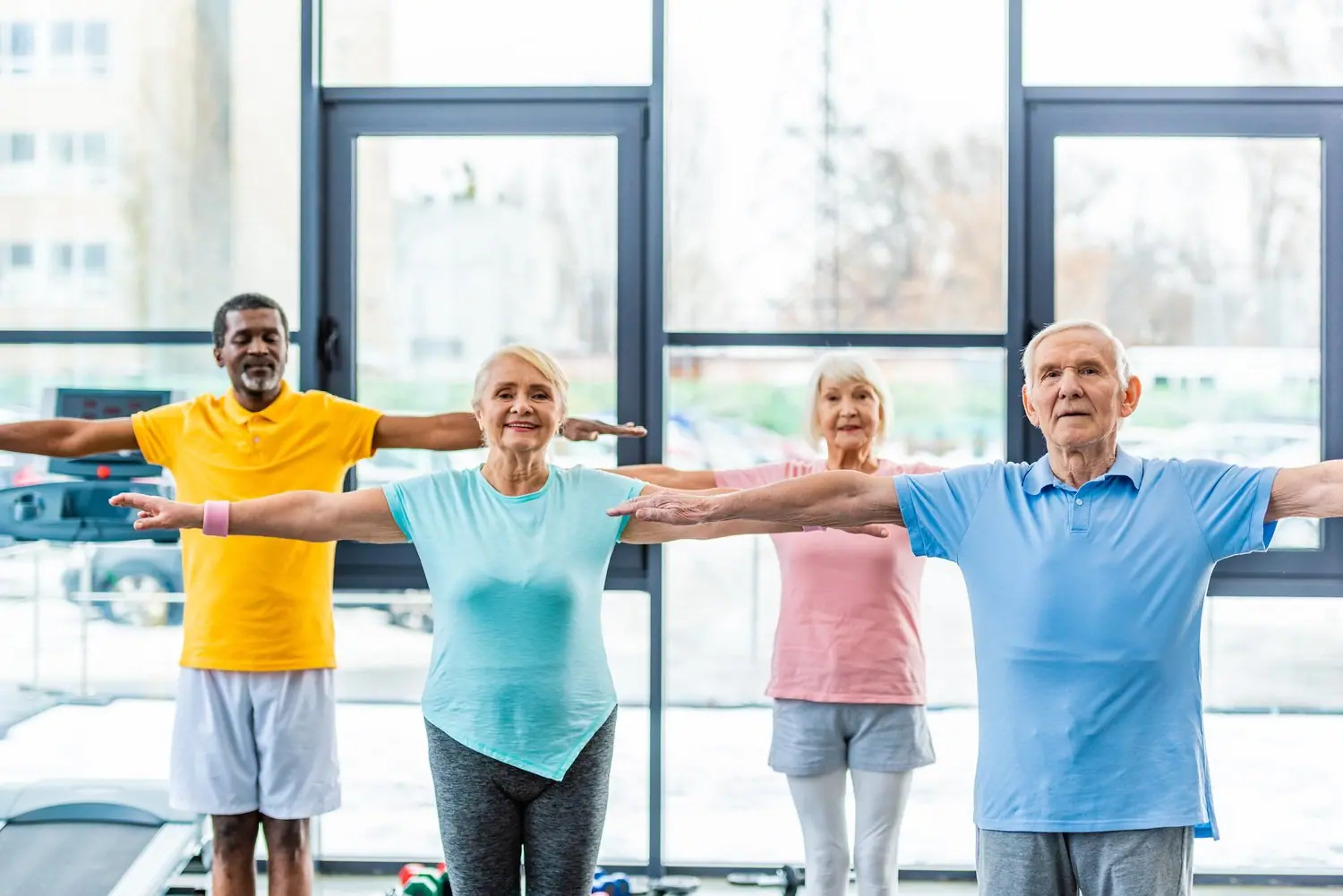 Trening obwodowy dla seniorów - bezpieczne ćwiczenia wzmacniające